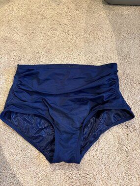 Land's End Tummy Control Bikini Bottom Size 8